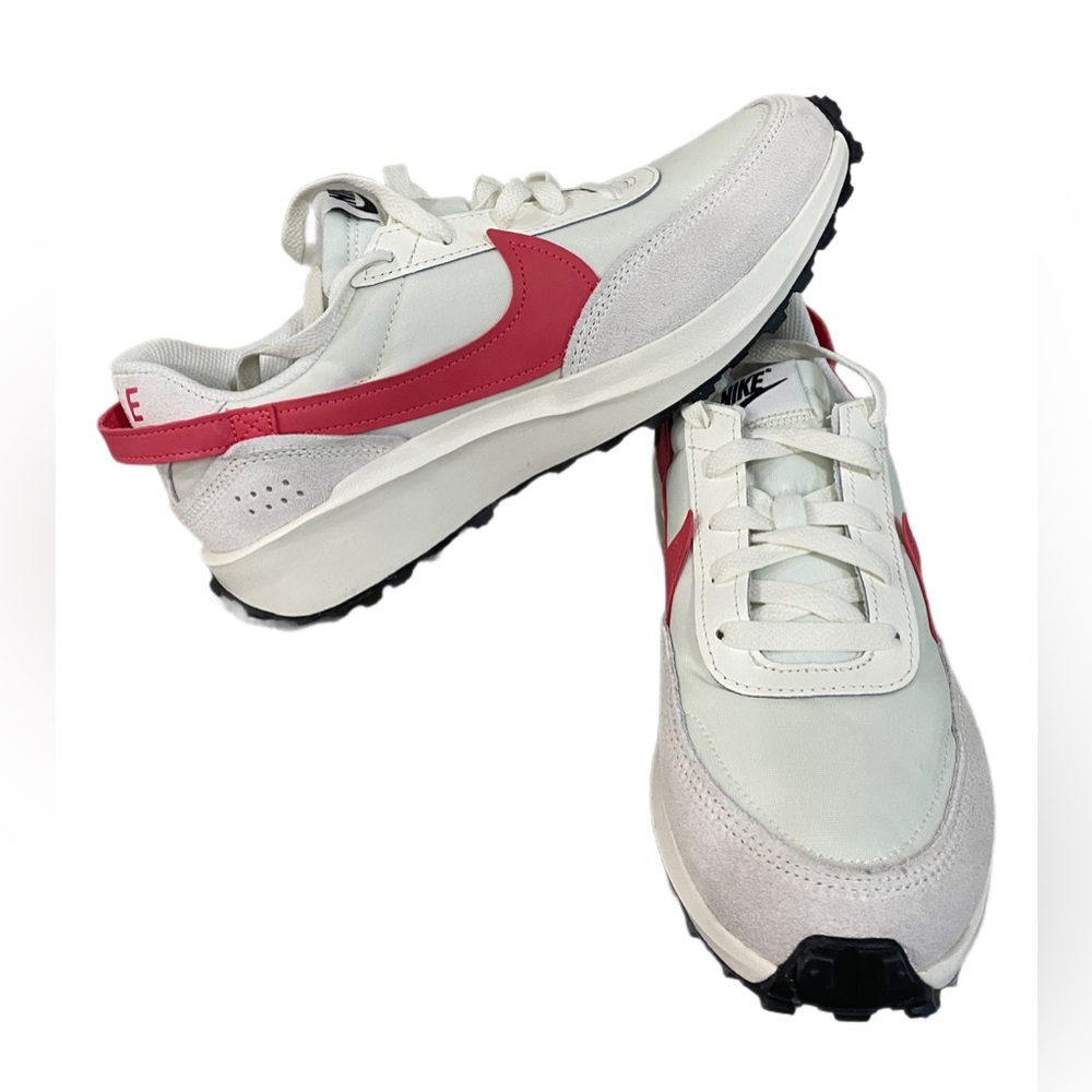 NEW NIKE SNEAKERS WAFFLE DEBUT